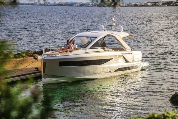 2026 Jeanneau DB 37 IB