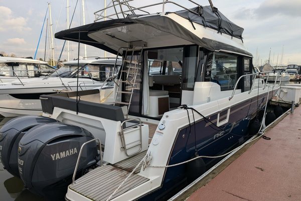 2023 Jeanneau NC 1095 FLY