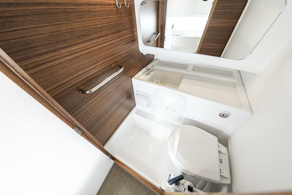 2026 Nimbus Tender 8
