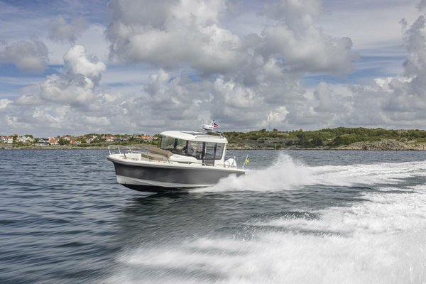 2025 Nimbus Commuter 8