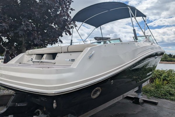 2008 Sea Ray 230 Select