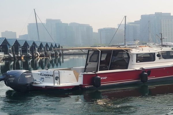 2021 Ranger Tugs 