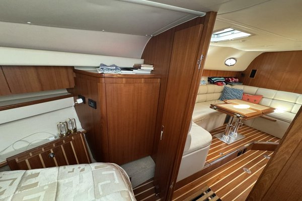 2004 Tiara Yachts 4000 Express