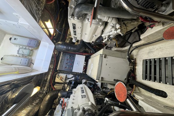 2004 Tiara Yachts 4000 Express