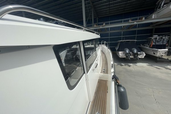 2019 Nimbus Commuter 9