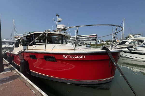2021 Ranger Tugs 