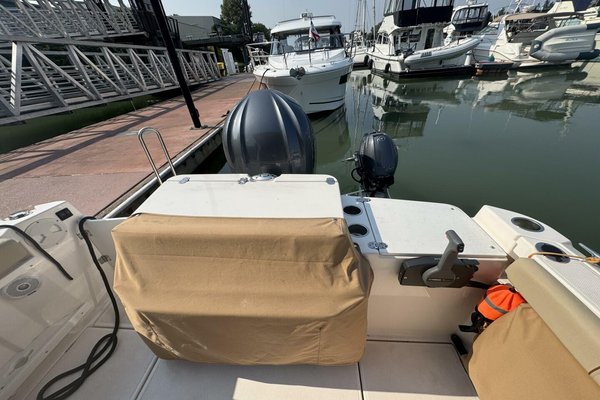 2021 Ranger Tugs 
