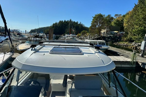 2021 Jeanneau NC 795 S2