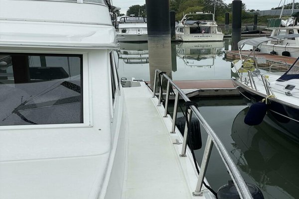 2001 Navigator 