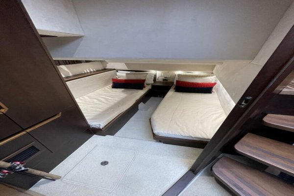 2017 Galeon 430 Skydeck
