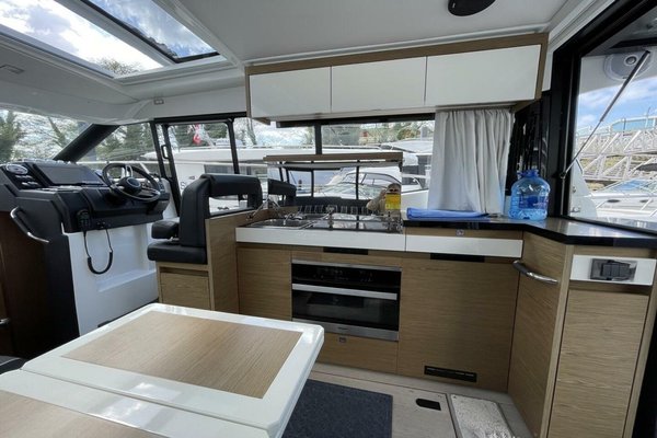 2020 Jeanneau NC 37