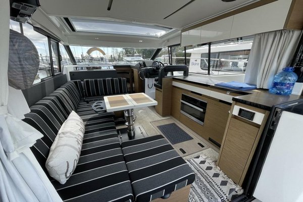 2020 Jeanneau NC 37