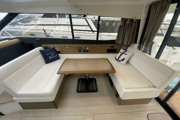 2017 Jeanneau NC 11