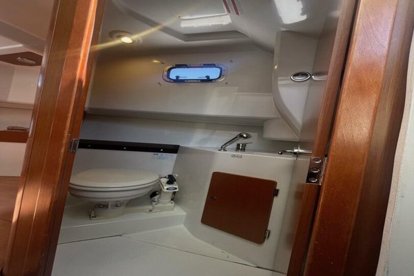 2016 Jeanneau Merry Fisher 855 Marlin