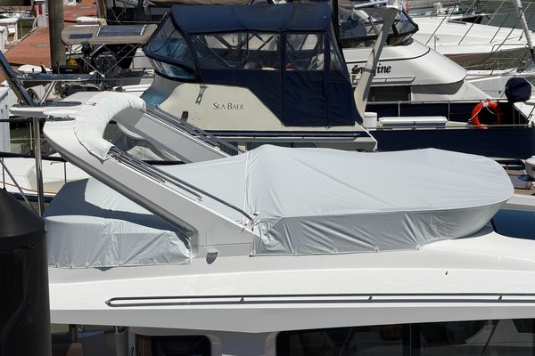 2026 Nimbus 495 Flybridge