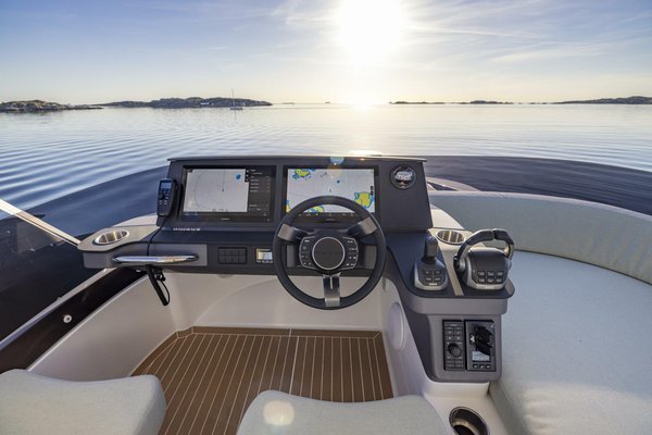 2026 Nimbus 495 Flybridge