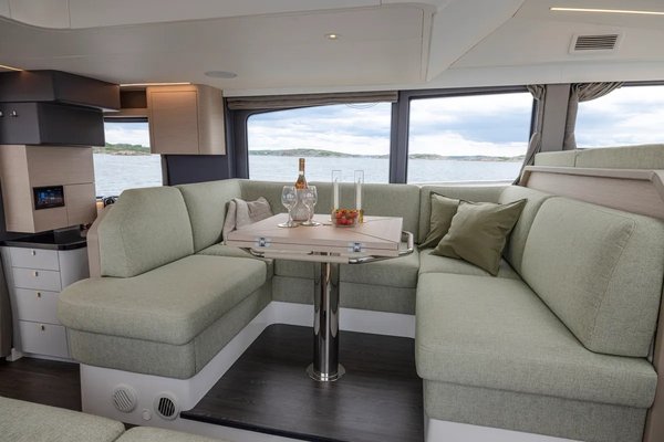 Nimbus 495 Flybridge 