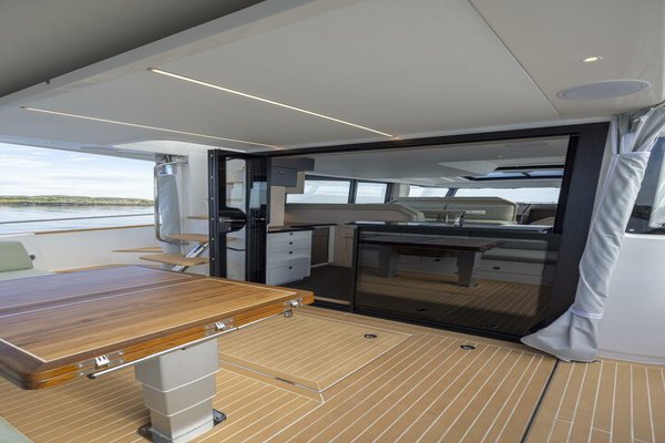 2026 Nimbus 495 Flybridge