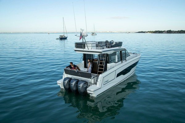2027 Jeanneau NC 1295 Fly