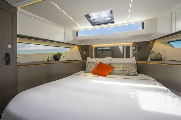 2027 Jeanneau NC 1295 Fly