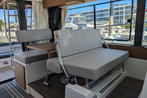 2023 Jeanneau NC 1095 FLY