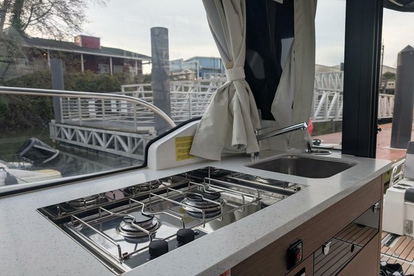 2023 Jeanneau NC 1095 FLY