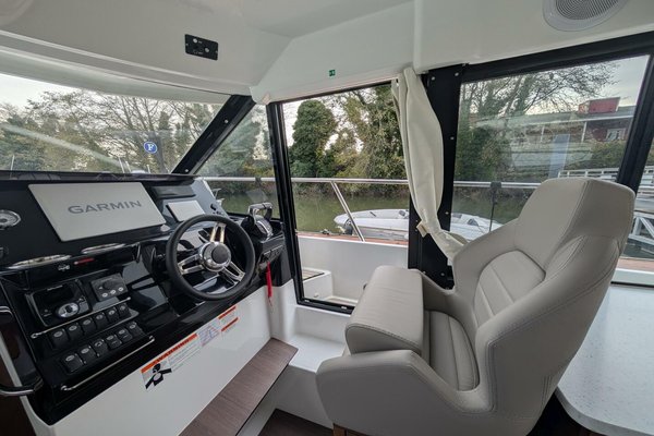 2023 Jeanneau NC 1095 FLY