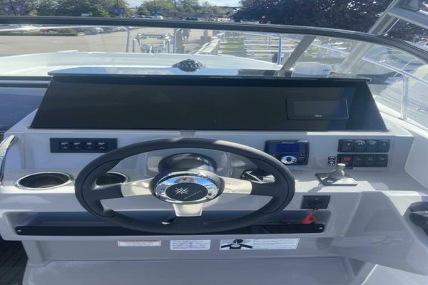 2026 Jeanneau Leader 7.5 WA