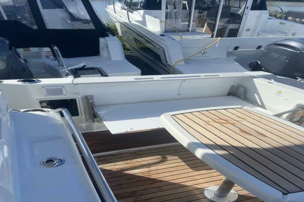 2026 Jeanneau Leader 7.5 WA