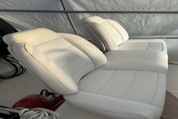 2015 Boston Whaler 130 Super Sport