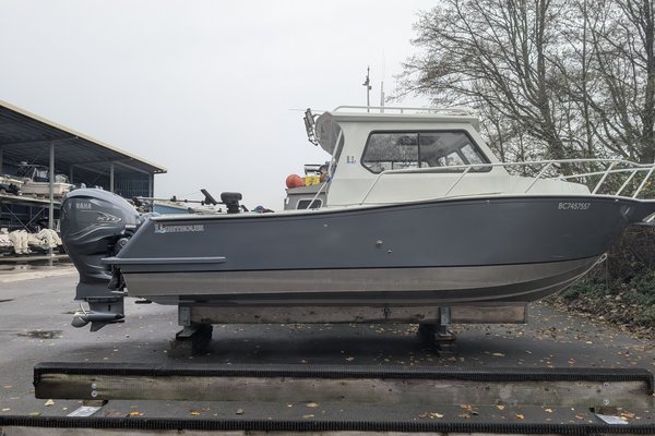 2021 Custom 264 Sport Fish