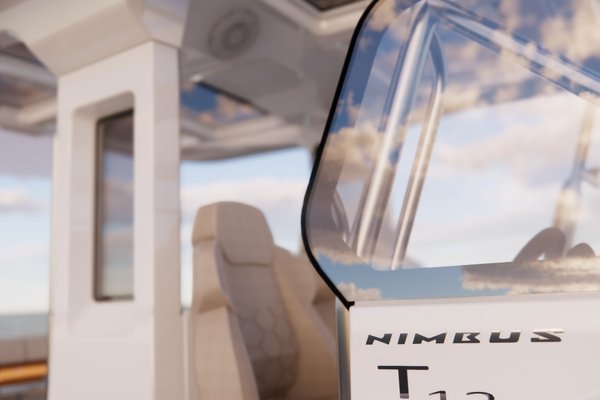 Nimbus Tender 12 