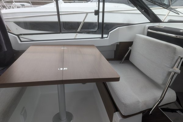 2022 Jeanneau NC 795 S2 