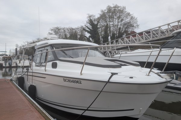 2022 Jeanneau NC 795 S2 