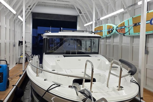 2023 Jeanneau NC 895 Sport