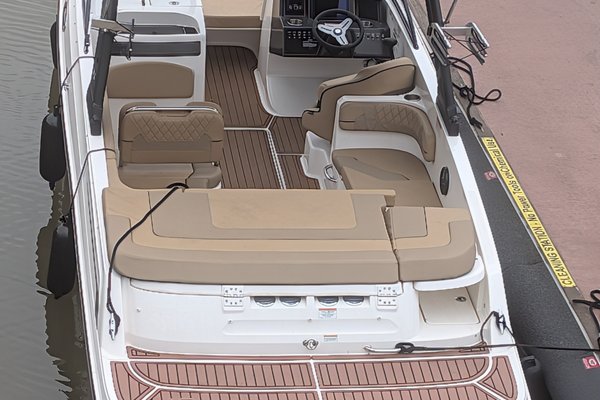 2023 Bayliner VR6 