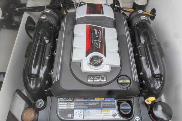 2023 Bayliner VR6 