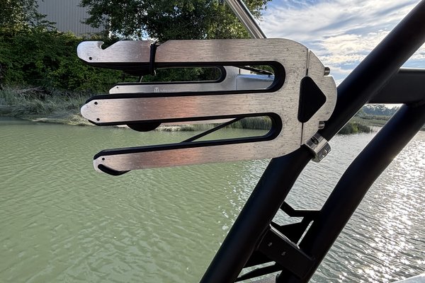 2023 Bayliner VR6 