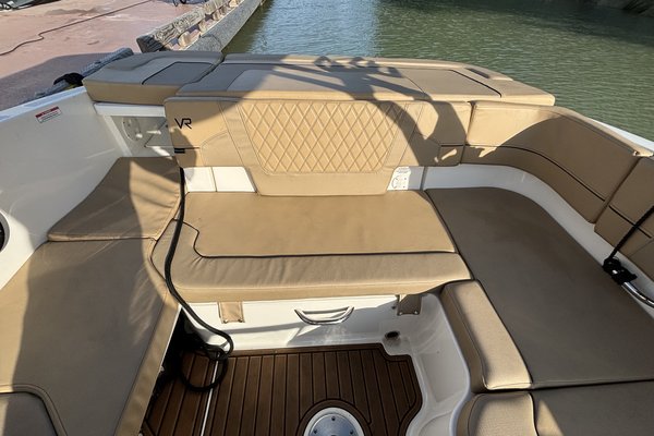 2023 Bayliner VR6 