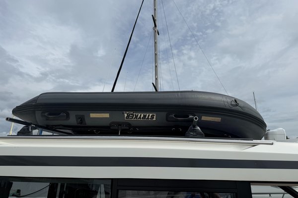 2020 Jeanneau 