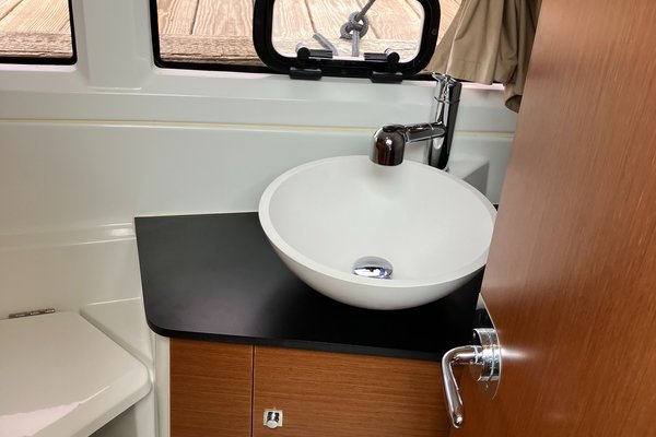 2017 Jeanneau NC 895 