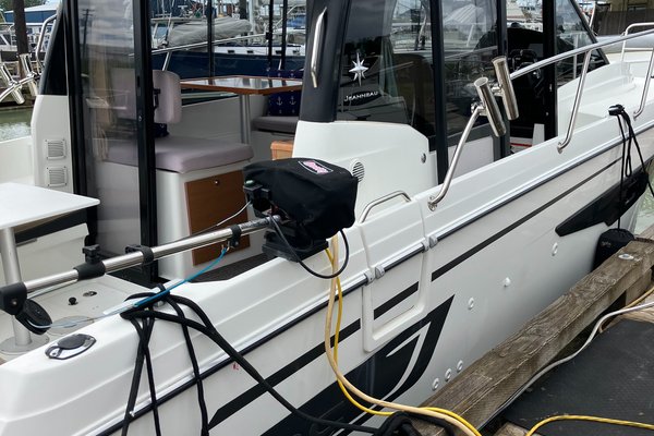 2017 Jeanneau NC 895 