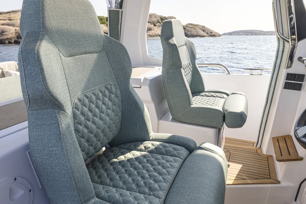 2027 Nimbus Sport Tender 35 