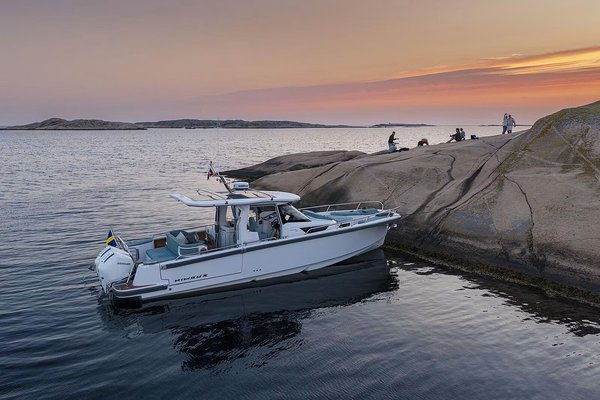 2027 Nimbus ST 35