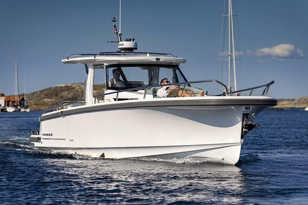 2027 Nimbus ST 35