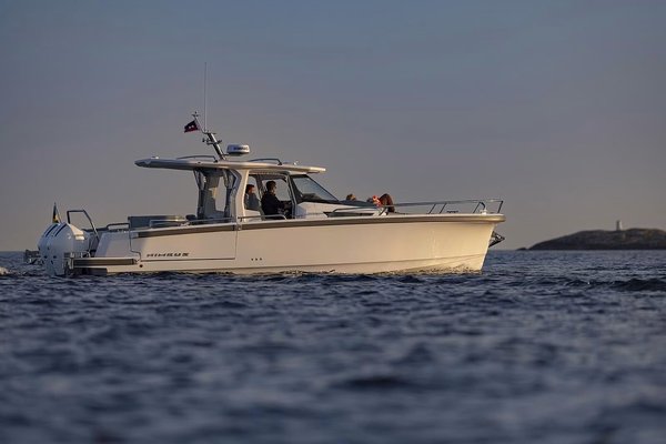2027 Nimbus ST 35
