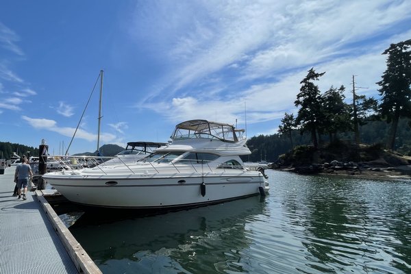 1998 Maxum 4600 SCB