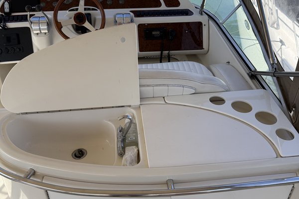 1998 Maxum 4600 SCB
