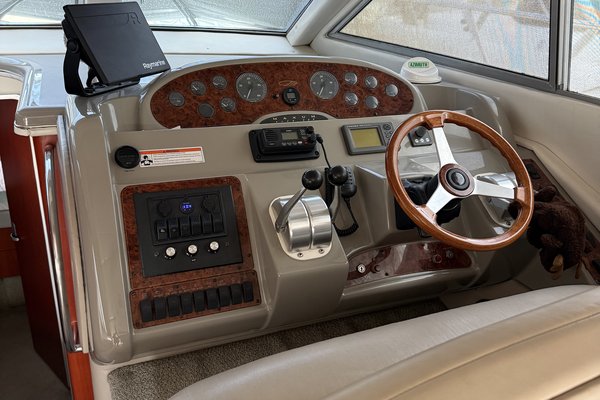 1998 Maxum 4600 SCB