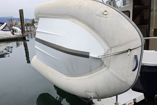 2017 Ranger Tugs R-27